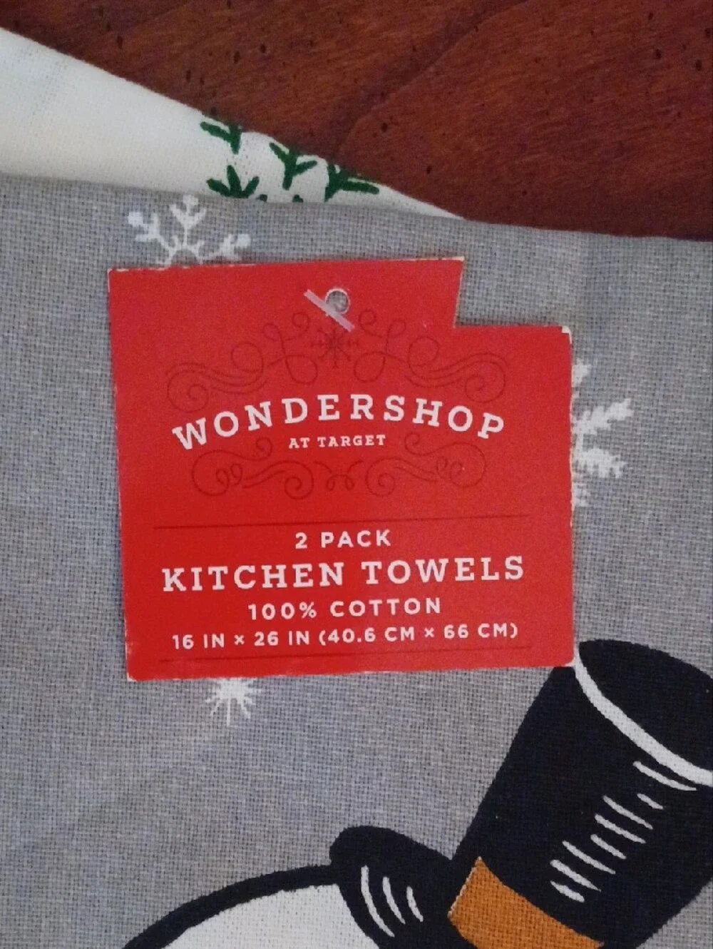 Wondershop Holiday Kitchen Towel Set with A Temptations Container
